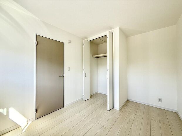 【子供部屋】■読書や趣味リモートワークなどさまざまな用途に対応できる柔軟さがあります