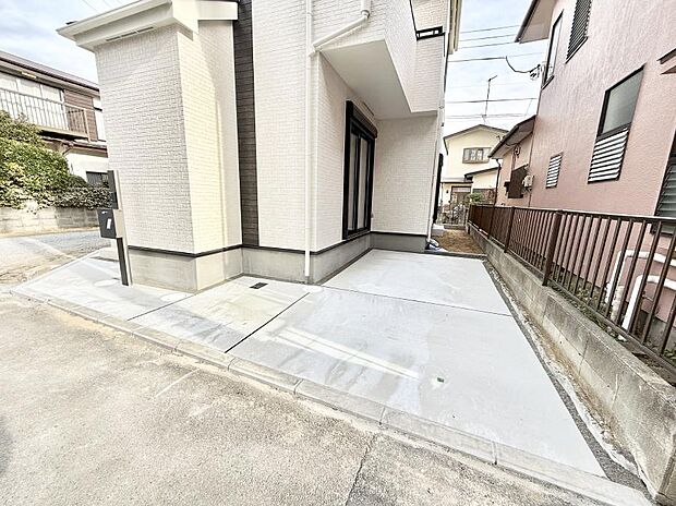 【駐車場】■毎日の駐車が快適に