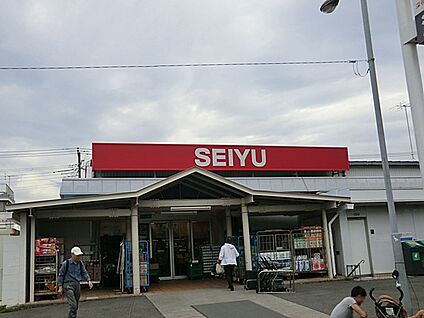 西友七里ガ浜店 800m(10分)