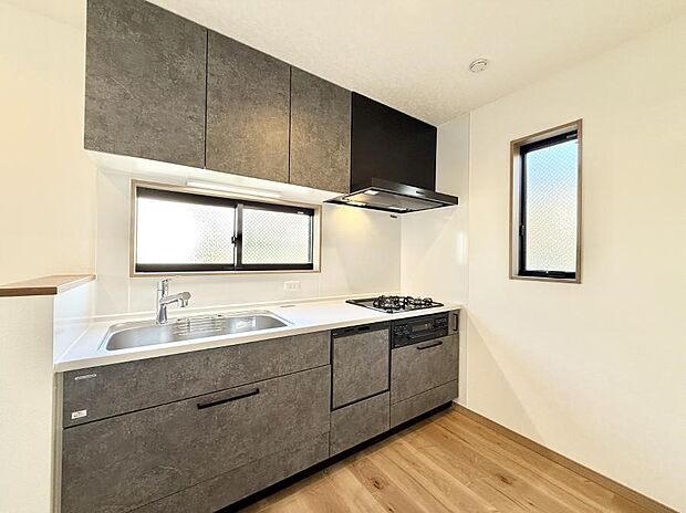 【ダイニングキッチン】■美味しさの魔法がかかる、特別なキッチン