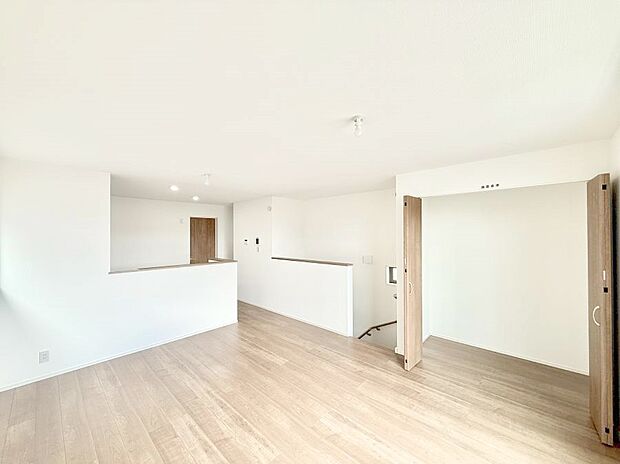 【リビング】■心落ち着く場所、ゆったり過ごせるリビング