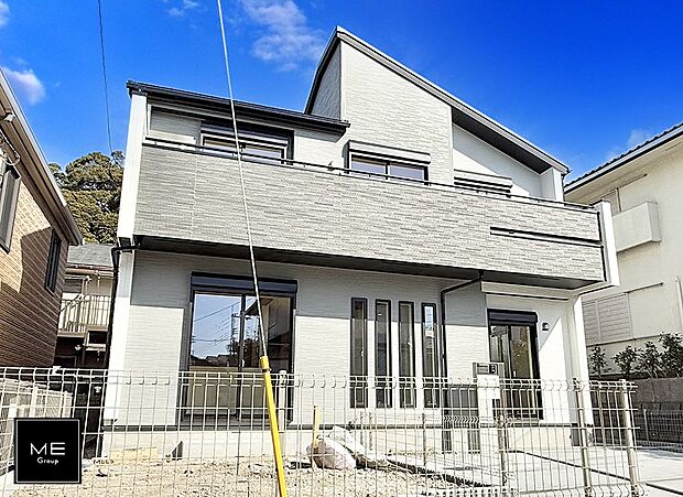 【現地外観写真】■暮らしを豊かにする充実した仕様設備で快適に