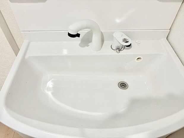 【ハンドシャワー付洗面台】■手洗いや顔を洗う時も快適に使える便利なシャワー