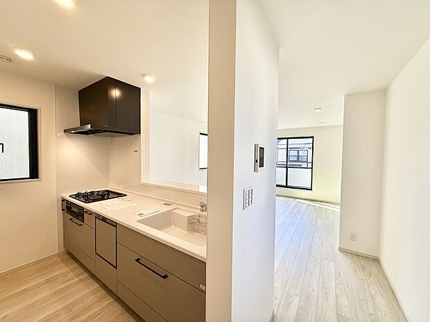 【ダイニングキッチン】■家族とつながる、コミュニケーションの場