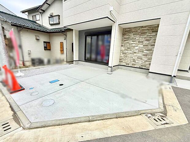 【駐車場】■自宅にある駐車スペースなので安心ですね