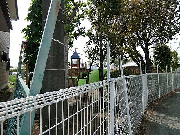 厚木さくら幼稚園(約1,800m・徒歩23分)