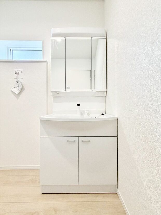 【洗面台・洗面所】■清潔感があり、気持ちよく使えます