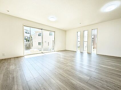 リビングダイニング