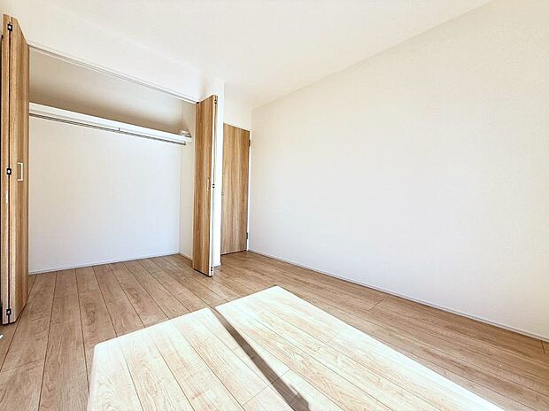 【洋室】■優雅で穏やかな時間が流れる空間