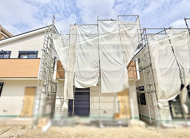 【現地外観写真】■暮らしを豊かにする充実した仕様設備で快適に