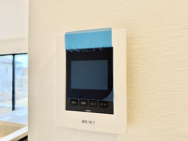 【TVモニター付インターフォン】■訪問者を確認できて安心感が増します