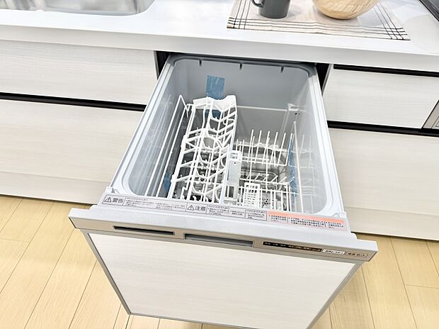 【食洗機】■手間なく洗浄!食器をピカピカに仕上げてくれます