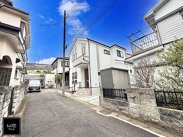 【前面道路含む現地写真】■この道を歩けば、毎日が少し特別になる