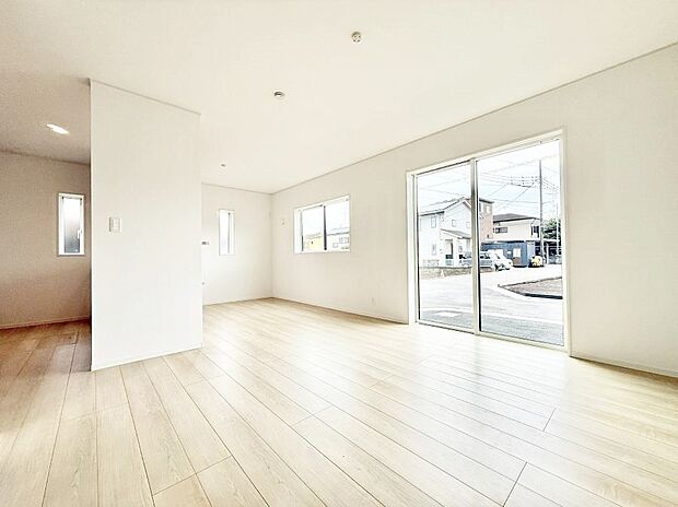 【リビング】■自然と会話が生まれる、心地よいひととき