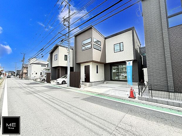 【前面道路含む現地写真】■この道を歩けば、毎日が少し特別になる