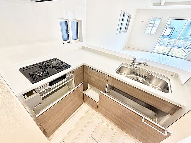 【ダイニングキッチン】■キレイに片付く、使いやすいキッチン