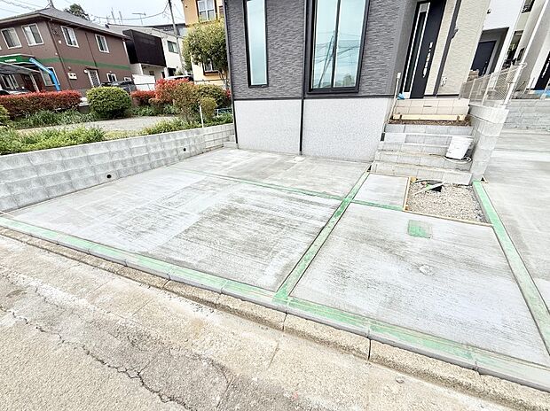 【駐車場】■毎日の駐車が快適に