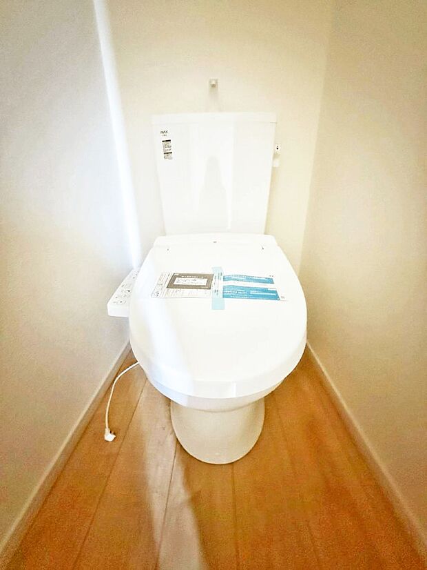 【トイレ】■毎日使う場所だからこそ、清潔感溢れる空間