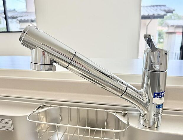 【浄水器】■清潔でおいしい水を手軽に供給してくれます