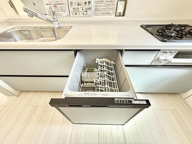 【食洗機】■手間なく洗浄！食器をピカピカに仕上げてくれます