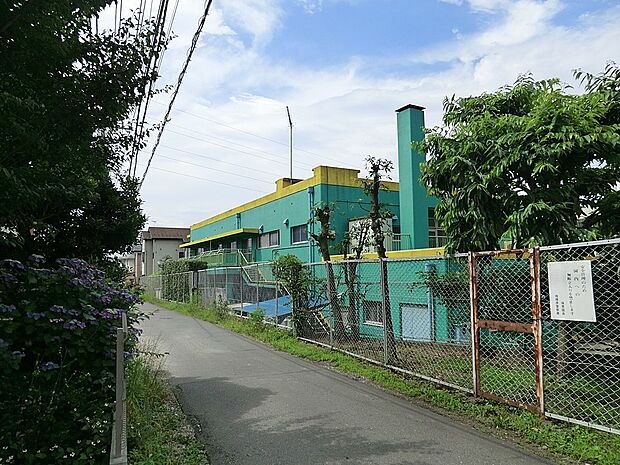 和泉保育園（約400m・徒歩5分）