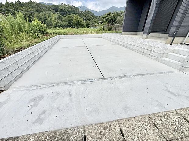 【駐車場】■自宅にカースペースがあると助かります