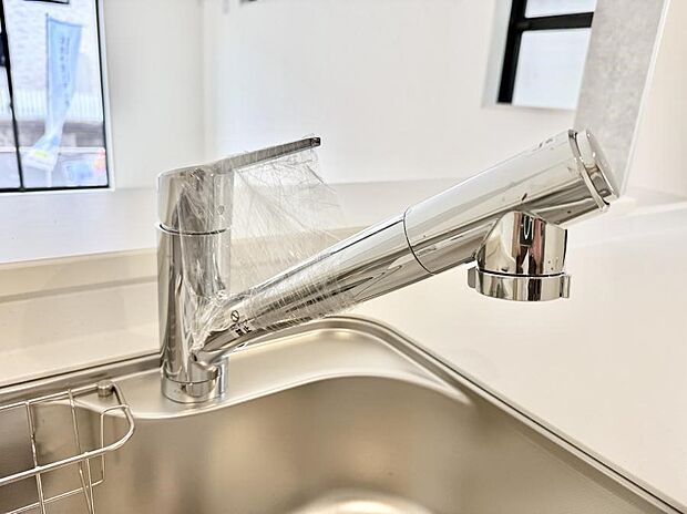 【浄水器】■清潔でおいしい水を手軽に供給してくれます
