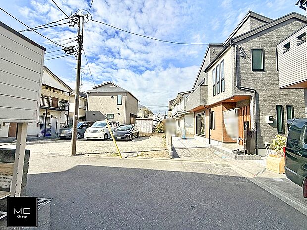 【前面道路含む現地写真】■新しい時代の息吹を感じる、心地よい環境