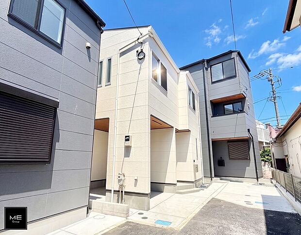 【現地外観写真】2号棟 ■暮らしを彩る充実した設備仕様が備わった住まい