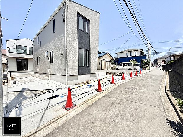 【前面道路含む現地写真】■新しい住まい、街の新しい風景