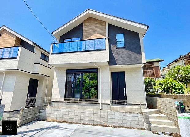 【現地外観写真】2号棟 ■家族みんなが笑顔で過ごせる、安心感のある住まい