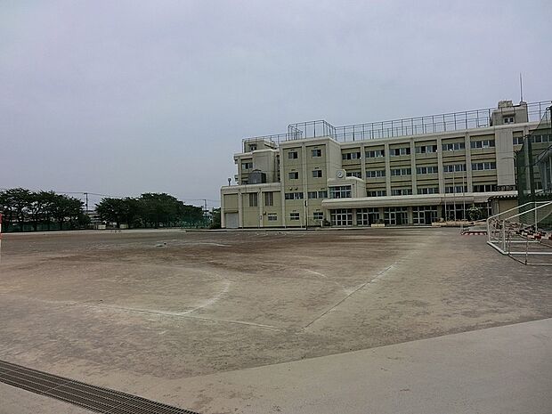 大和市立南林間中学校(約1,200m・徒歩15分)