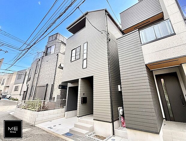 【現地外観写真】1号棟  ■家族みんなが笑顔で過ごせる、安心感のある住まい