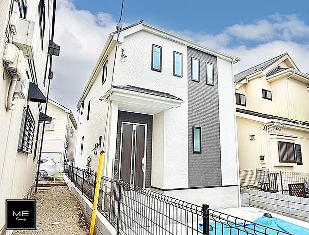 【現地外観写真】A号棟  ■暮らしを豊かにする充実した仕様設備で快適に