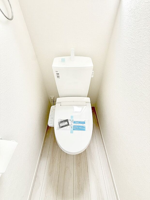 【トイレ】1号棟  ■毎日使う場所だからこそ、清潔感溢れる空間