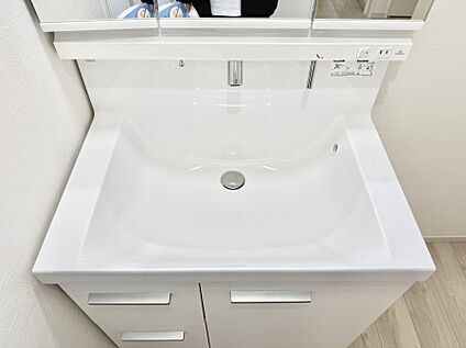 ハンドシャワー付洗面台