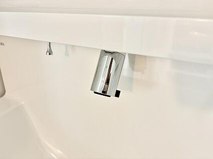 ハンドシャワー付洗面台