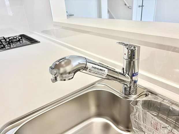 【浄水器】■不純物をしっかり除去して安心して飲めます