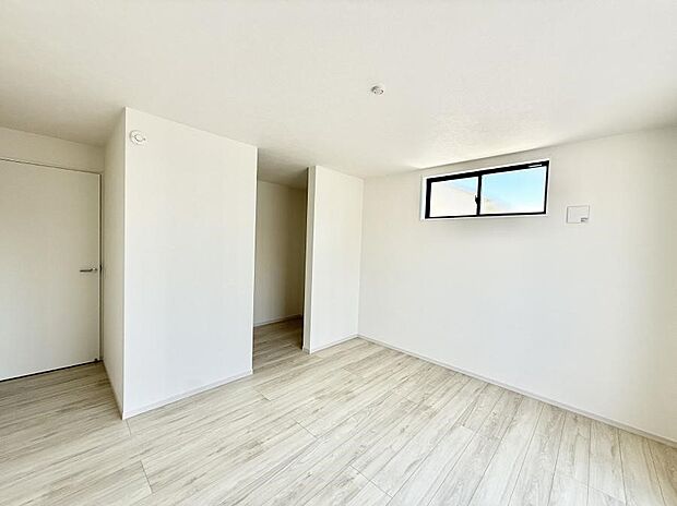 【子供部屋】２号棟  ■読書や趣味リモートワークなどさまざまな用途に対応できる柔軟さがあります