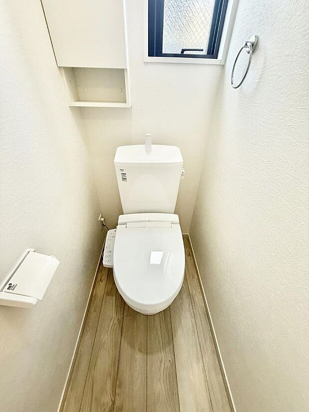 【トイレ】1号棟 ■毎日使う場所だからこそ、清潔感溢れる空間