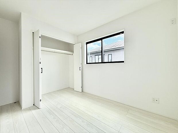 【子供部屋】1号棟  ■自分の好みに合わせたインテリアを整えやすく個性を反映できる場所です