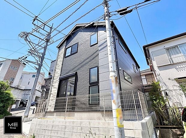 【現地外観写真】1号棟 ■暮らしを豊かにする充実した仕様設備で快適に