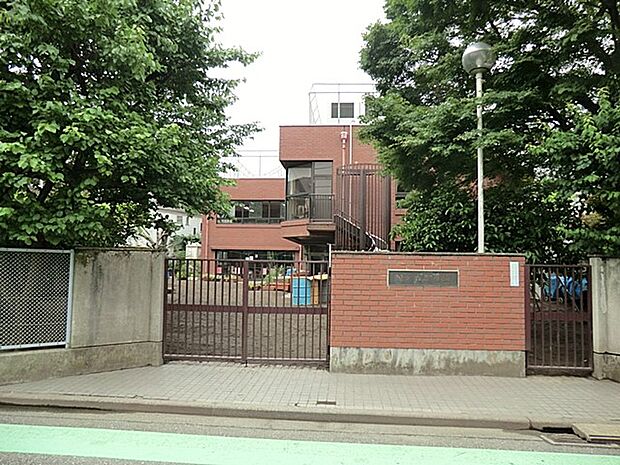 桜ケ丘幼稚園(約1,000m・徒歩13分)