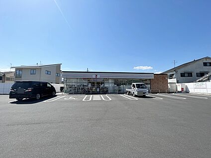 セブンイレブン宇治神明店 約667ｍ(徒歩9分)