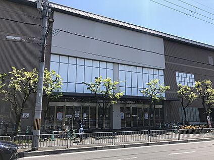 ジーユー洛北阪急スクエア店 約946ｍ(徒歩12分)