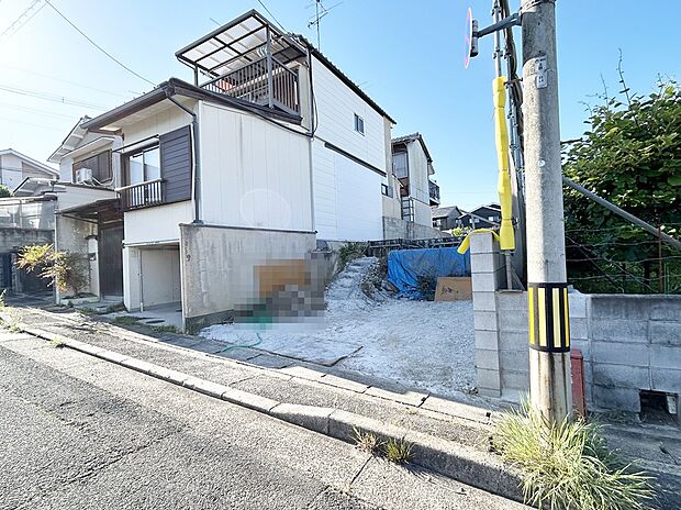 【【現地写真】】■生活利便性が身近に揃うエリア。落ち着いた住環境でありながら、通勤・通学に便利な立地です。暮らしやすさと立地の良さを兼ね備えた、住まいづくりに適した立地です。現地（2026年5月）撮影