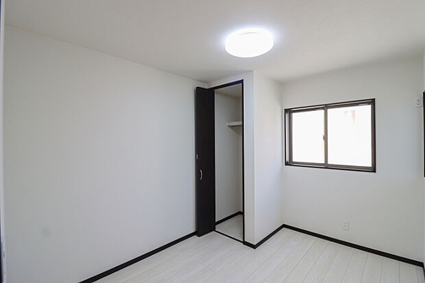 【【ドリームタウンシリーズ施工例】】■全居室収納付でお部屋を広々と使えます。ライフスタイルに合わせて自由に使える空間です。