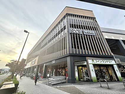 無印良品コープ二条駅店 約549ｍ(徒歩7分)