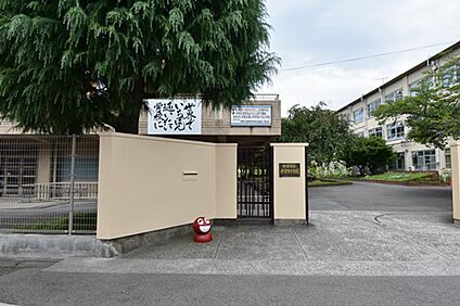 修学院中学校 720ｍ(徒歩9分)