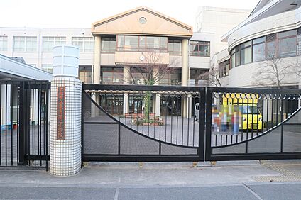 朱雀第二小学校 約680ｍ(徒歩9分)
